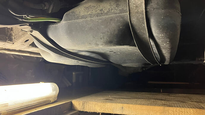 BVK Dieseltank vom Unterdruck zusammengezogen