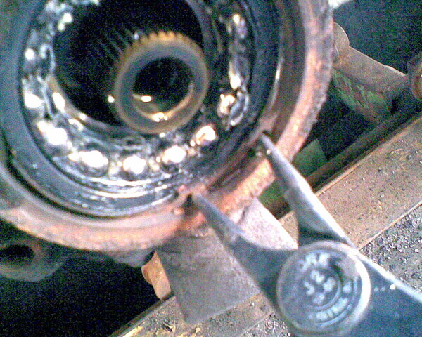 Radlager Galaxy II Sicherungsring 71bb5cbc8b729470fed7c8b0e2c28a17.jpg