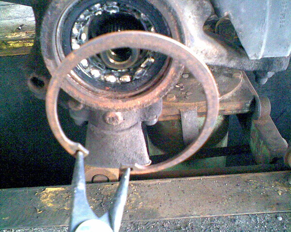 Radlager Galaxy II Sicherungsring 07e8709590a0aeb08f5d549e2a3a94bf.jpg
