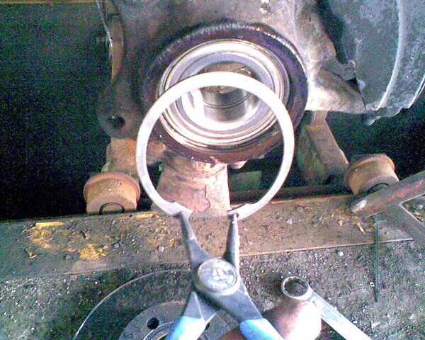 Radlager Galaxy II Sicherungsring 8e27803b6b813d02dff6fc2e70975258.jpg