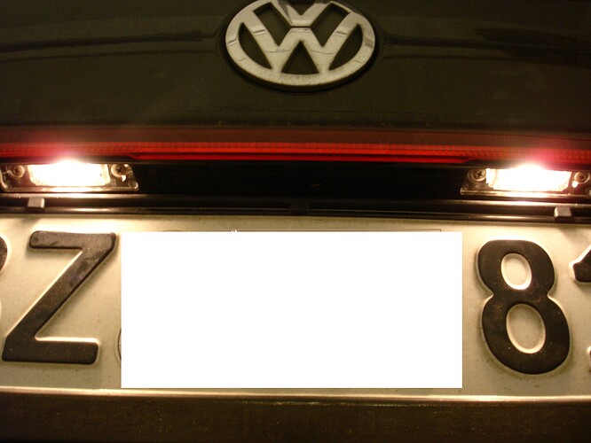 Kennzeichenleuchte-Auto.JPG