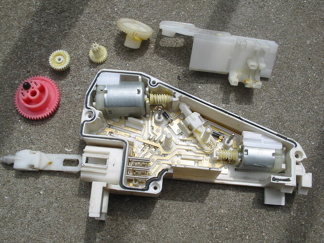 Stellmotor 07 530fb4145fbe4f0ebd1b29be15dddbd9.jpg