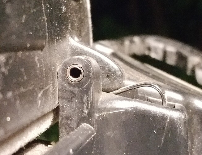hinterstes Gelenk, Spiralspannstift 02