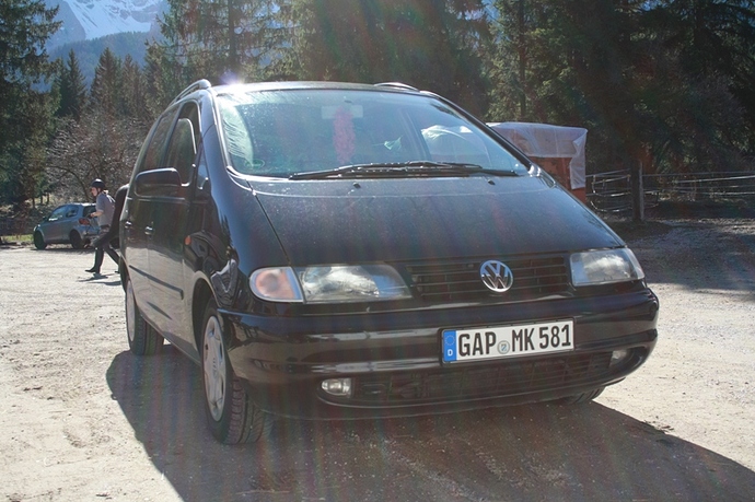 VW Sharan VR6 front2.JPG