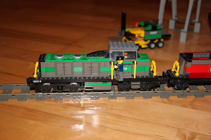 Lego WorldCity elektr. Eisenbahn - 4512-4514_2.jpg