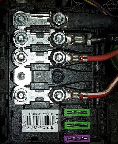 Sicherungen Motorraum Sicherungen Motorraum_0.jpg