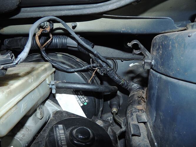 auto 014.JPG