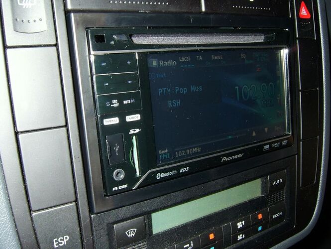 AVH3200BT_1.JPG