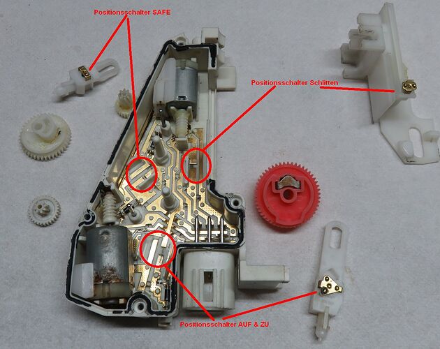Stellantrieb Zentralverriegelung zerlegen Schritt 4 IMG_0342b.jpg