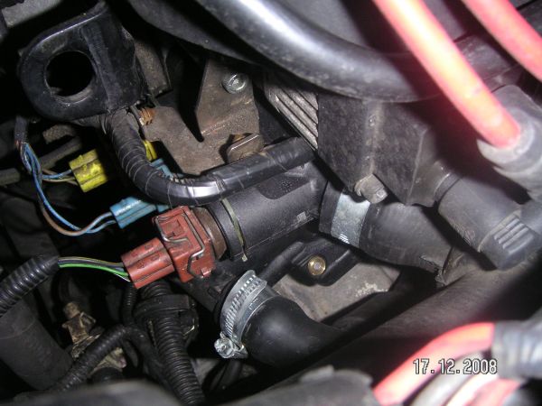 Thermostat wechsel 9ac0ad5381daa5a07ba1b3274a701a1c.jpg