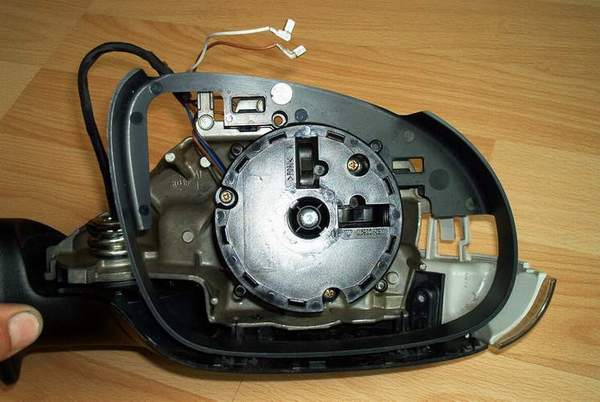 Spiegel vorn 3ff65090a9d6c9ce6e445ce5493639fa.jpg