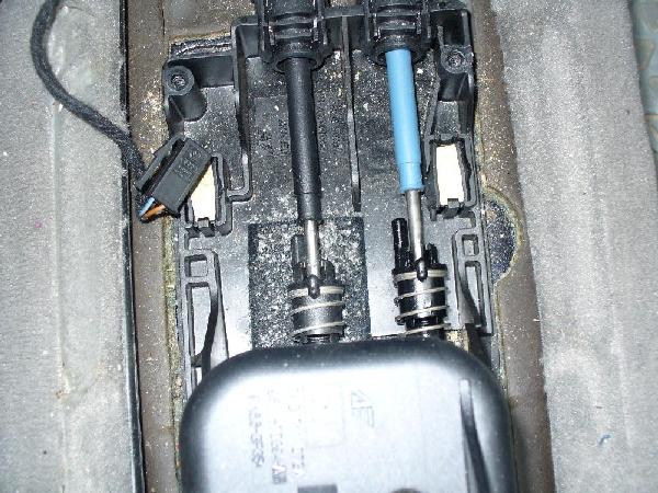 Schaltseile wechseln - Schaltseile innen 42f0941ccbbee4d5e9bb7408088319c9.jpg