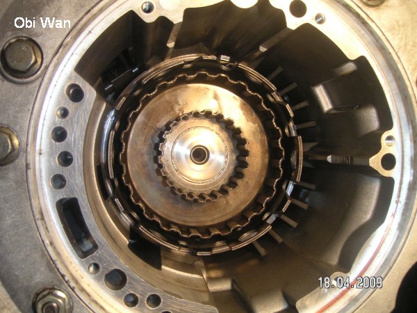 Getriebe Zusammenbau e8eb33f82cad60af2bbee8b7c4ba4a89.jpg